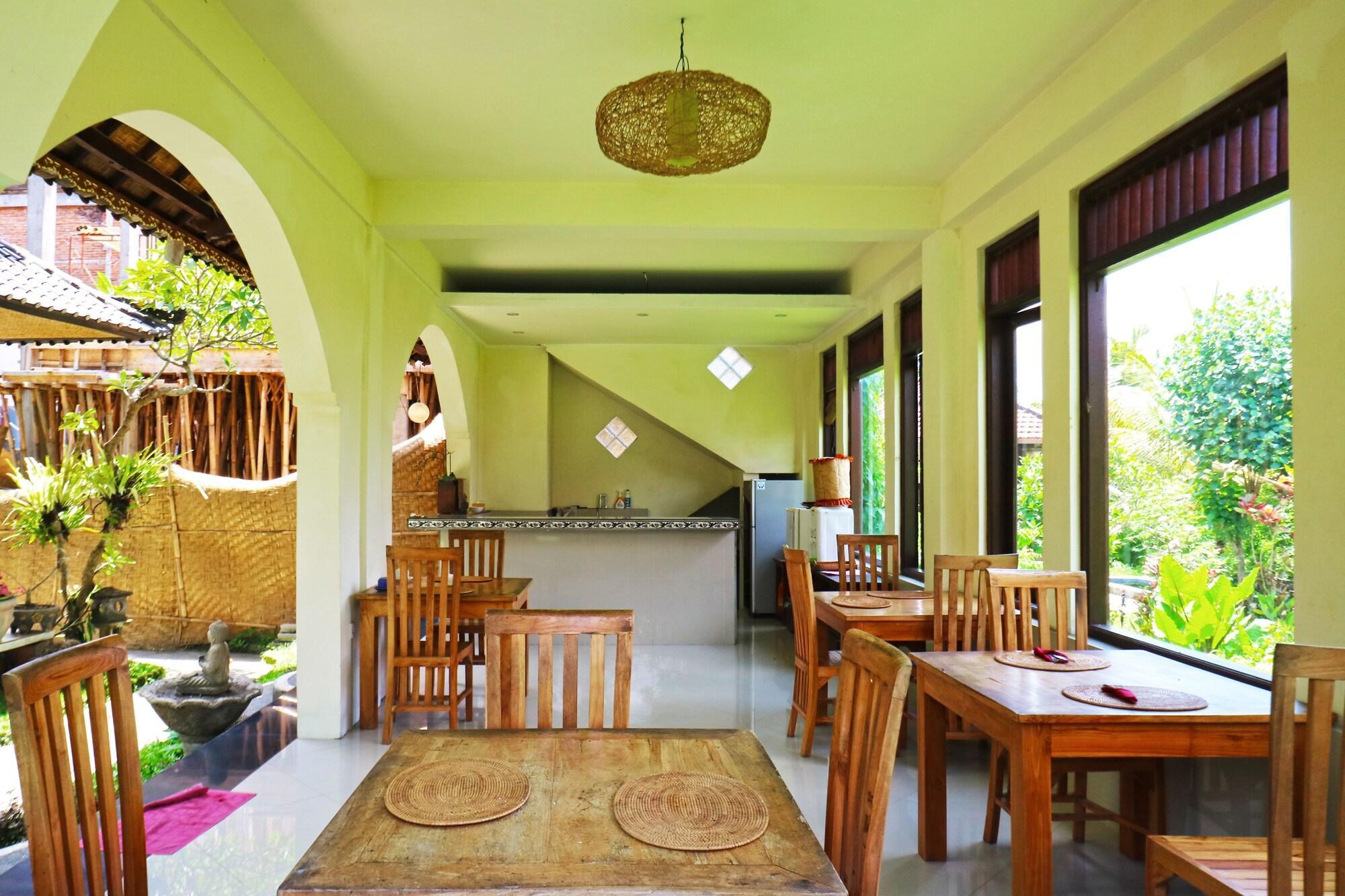 Ubud Kerta City Hotel Zewnętrze zdjęcie